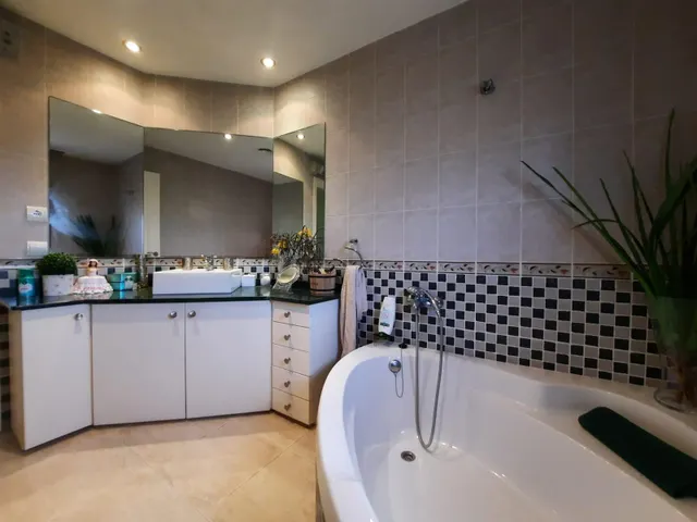 Gran Chalet a pocos metros del rio en el Delta del Ebro — 46