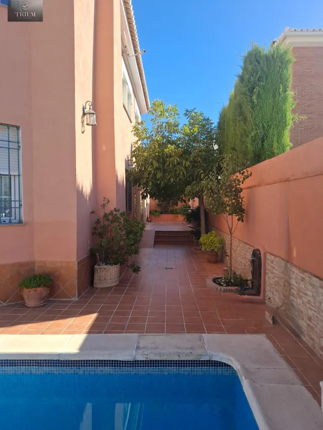 Fantástico chalet en villa argaz, junto al cc serrallo plaza — 14