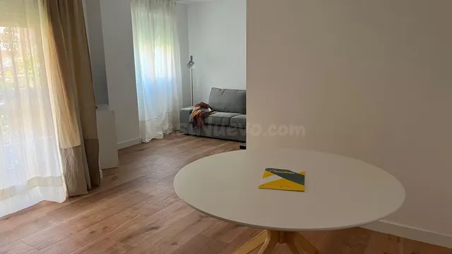 SE ALQUILA PISO A ESTUDIANTES - foto 4