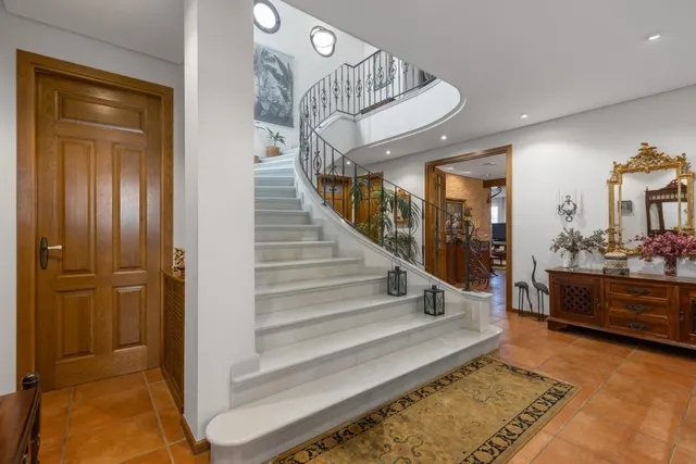 Villa 6 habitaciones 720m² en venta - La veleta — 21