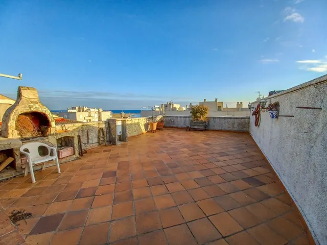 ATICO EN VENTA EN 2º LINEA DE MAR EN CUNIT - foto 2