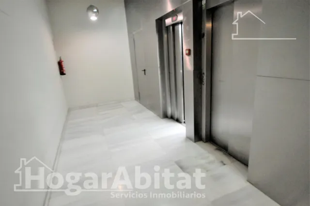 Vive con el confort de un exclusivo residencial con piscina, zonas verdes, garaje y trastero — 35