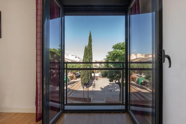 VENTA DE PISO JUNTO AL METRO DE CHURRIANA DE LA VEGA — 27