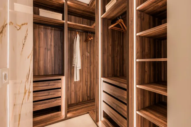 Apartamento de lujo reformado de 3 dormitorios y 2 baños con vistas al mar. Sierra Blanca — 25