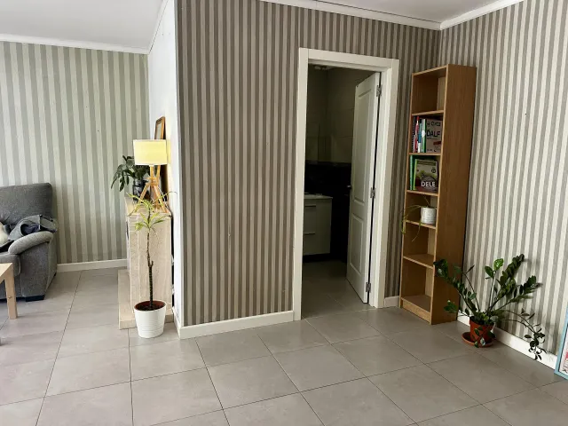 Duplex con apartamento independiente y patio privado en Málaga — 50
