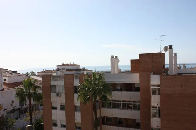 Piso con terraza, vistas al mar y plaza de garaje en Arroyo de la Miel, Benalmádena — 6
