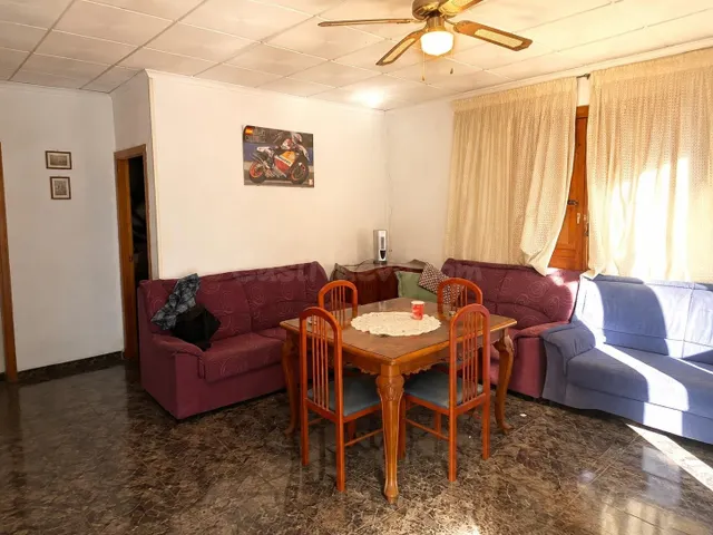 Finca Rústica con Casa para Reformar en Orihuela