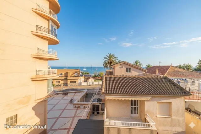 Amplio Chalet independiente en Santiago de la Ribera por €285,000 — 35