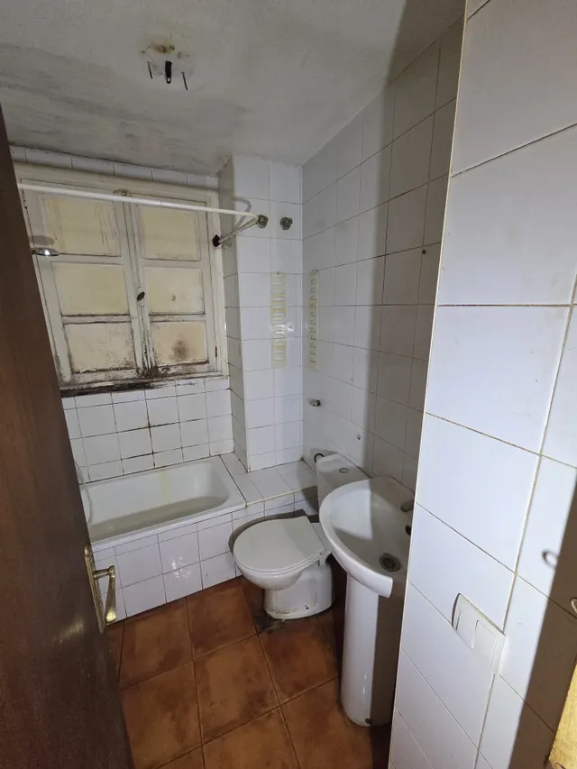 Piso 77m² en venta - OTRAS — 32