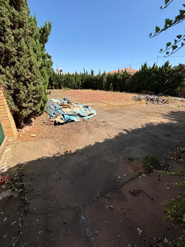 FANTÁSTICO TERRENO A 80 METROS DE LA PLAYA - foto 2