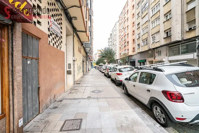 Local en venta en la zona Castilla Hermida - foto 5