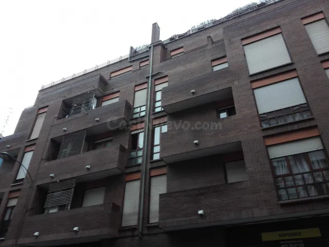 VENTA GARAJE CON TRASTERO ZUBEROA - foto 2