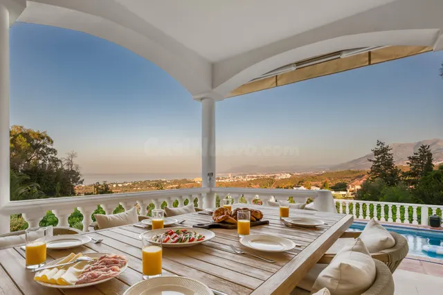 Chalet 5 habitaciones 571m² en venta - Marbella — 3