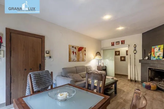 Casa con piscina en urb los chopos - Las Gabias — 11