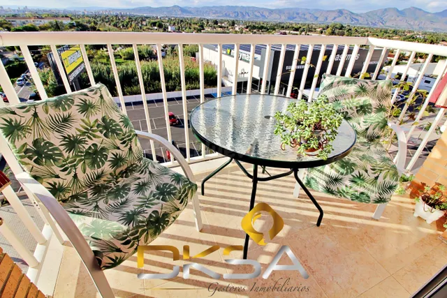 123 m2, terraza, garaje y trastero en el grao de Castellón — 3