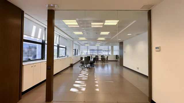 Oficina 1700m² en alquiler - Villaviciosa de Odón — 26