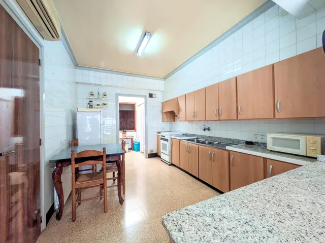 VIVIENDA CON ALMACÉN Y TERRAZA EN PLENO CENTRO DE ALCANAR EN - foto 5