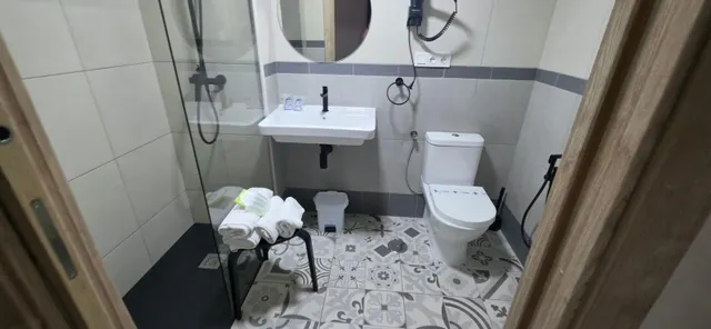 Hotel de 2 estrellas reformado en La Marina de Elche, zona Guardamar — 13