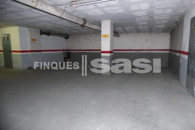 PLAZA DE PARKING EN POBLE SEC - foto 2