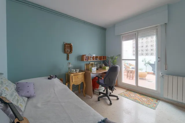 Amplio piso en Cervantes con garaje y trastero — 34
