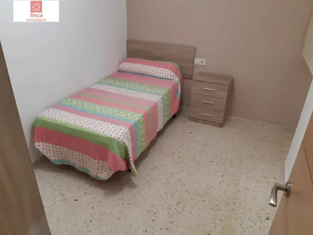 Montijo, piso alquiler, reformado, como nuevo, centrico, muebles nuevos — 8