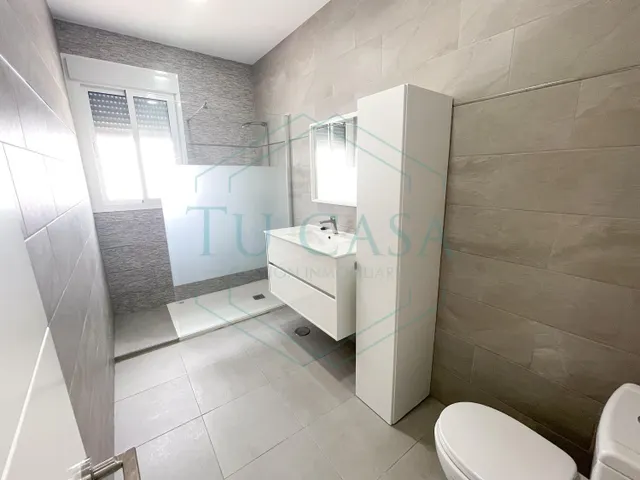 Se vende chalet de diseño moderno hipotecable — 16