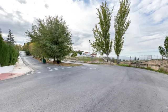 Terreno en Peligros: 2,773 m2 de Oportunidad y Potencial — 12
