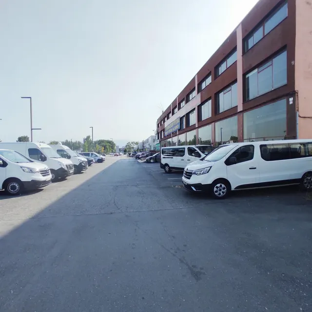 Nave industrial 1726m² en alquiler - Lugones — 4