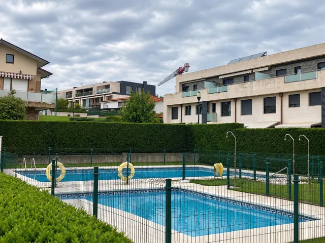 Alquiler fijo en san román, Santander – bajo con terraza, jardín y piscina comunitaria — 14