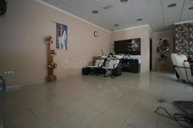 VENTA LOCAL COMERCIAL — 4