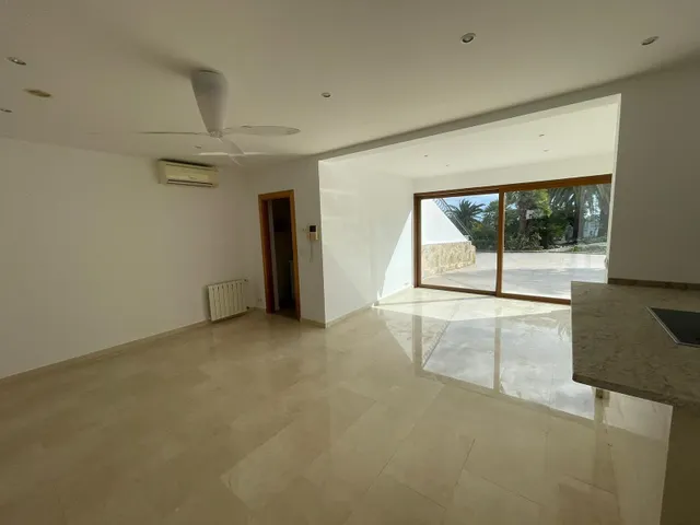 Villa con preciosas vistas al mar y amplia parcela en Calpe — 8