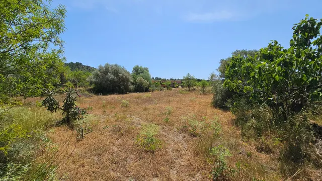 VENTA DE 3 PARCELAS AGRUPADAS CON POSIBILIDAD DE CONSTRUIR UNA VIVIENDA UNIFAMILIAR !! — 15