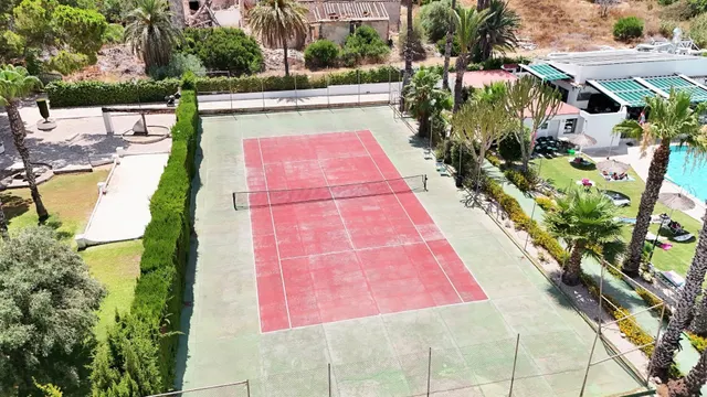Bungalow en planta baja con licencia turística, piscina – ¡ideal para inversión! — 20
