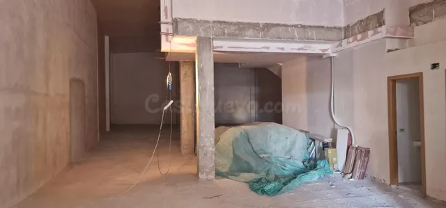 Venta o alquiler de amplio local comercial - foto 2