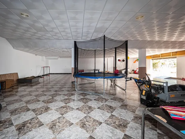 Local comercial 300m² en venta - South of spain — 6
