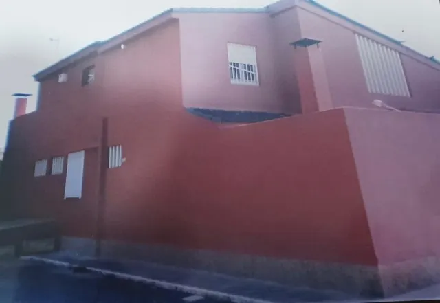 SE VENDE MAGNIFICO CHALET EN LA CARRETERA DE SANTA POLA — 24
