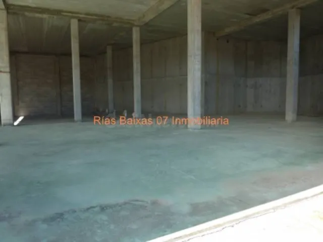 REF 2174 NAVE 400 M2 EN PLANTA BAJA CANDEAN VIGO - foto 5