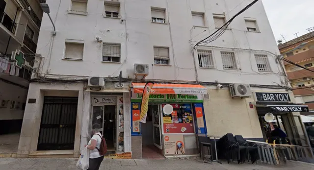 Venta piso en San Juan de Aznalfarache (Sevilla) — 2
