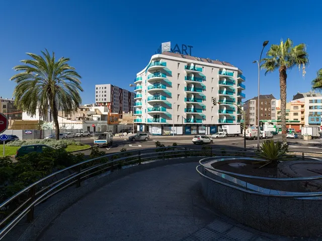 Magnífico local comercial de nueva construcción en C/ Fernan - foto 4