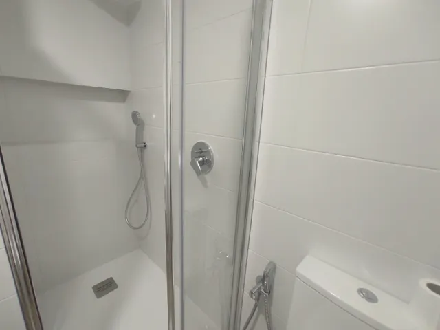 ALQUILER DE   VIVIENDA VACIA  TOTALMENTE REFORMADA — 40