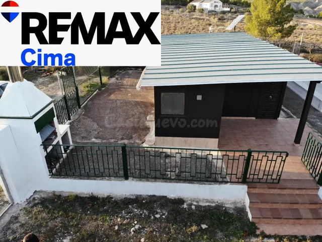 FINCA CON VIVIENDA JUNTO AL NEGRATÍN – FREILA
