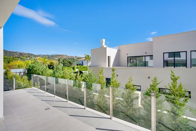 Chalet 4 habitaciones 429m² en venta - Marbella — 41