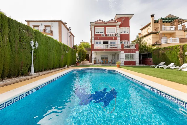 CHALET EN EL BARRIO DE MONACHIL — 9