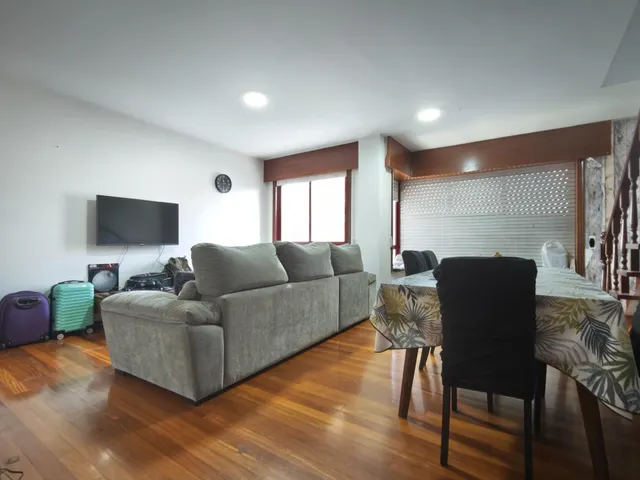 Duplex con GARAJE y DORMITORIO en PLANTA BAJA en el centro d - foto 3
