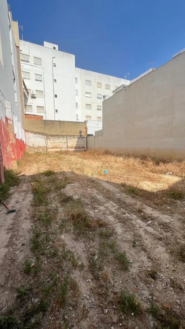 TERRENO EN EL CENTRO DE ALBAL - foto 3