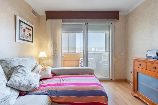 Amplio y moderno piso en Las Salinas, Roquetas de Mar por €240.000 — 26