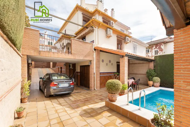 VIVIENDA PAREADA EN MONTELUZ — 12