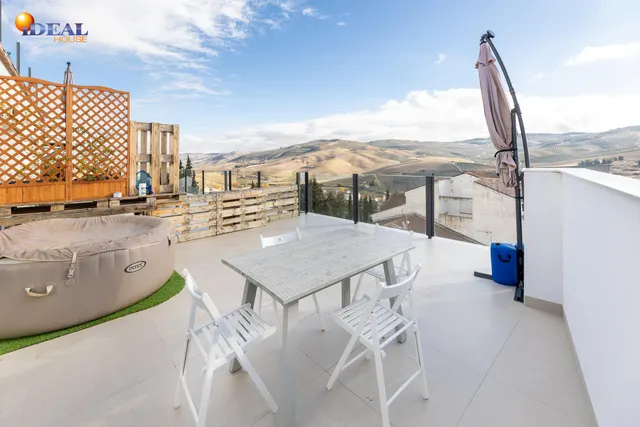 ESPECTACULAR ATICO CON TERRAZA Y MARAVILLOSAS VISTAS EN ALHAMA DE GRANADA — 3