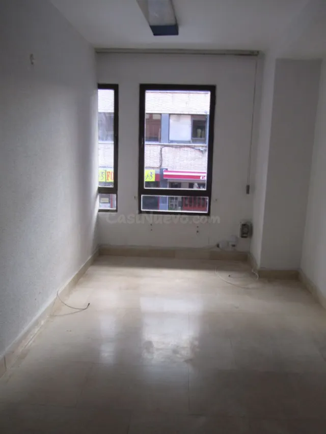 Oficina 2 habitaciones en alquiler - Centro