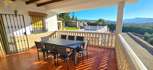 Casa de campo con piscina, privacidad y espectaculares vistas a la Sierra — 27